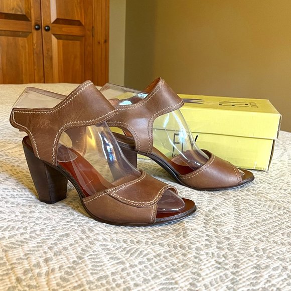 FLY LONDON Open Toe Wood Block Heel Sandals size EU 40 US 9.5 NEW!! - Picture 2 of 8